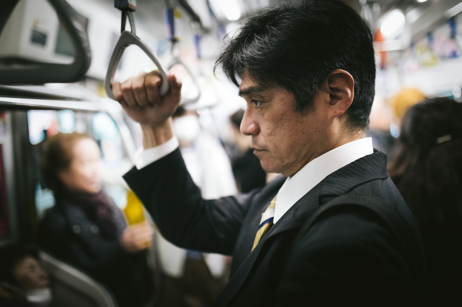 都内で消耗するサラリーマンは満員電車なんてツラくない