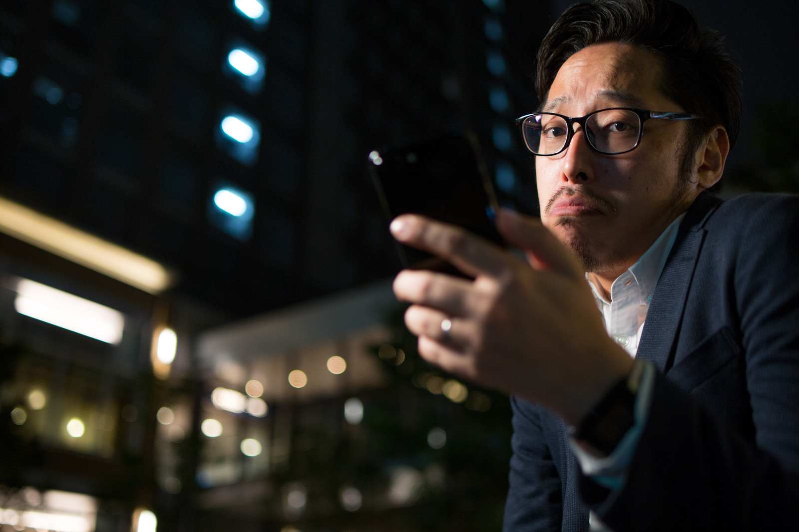 会社の不平や不満ばかりグチってるサラリーマンは幸せ者なのです